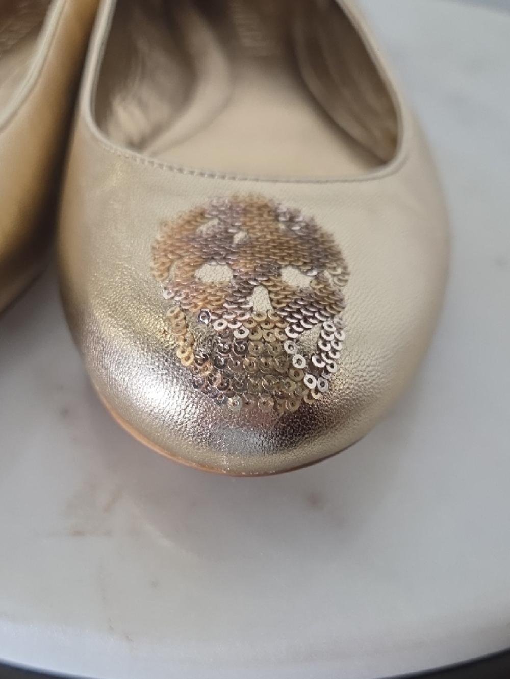 Alexander McQueen Gold Leather Metallic Sequin-Toe Ballet Flats Size 37.5 - Picture 9 of 13